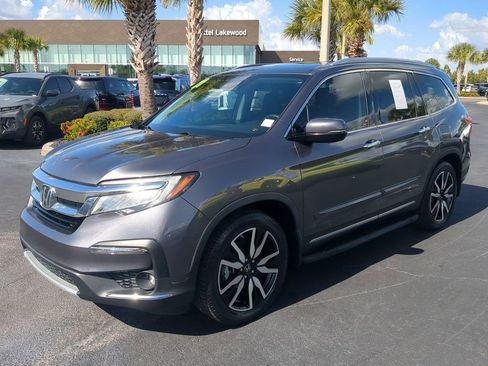Used 2021 Honda Pilot Touring image 2