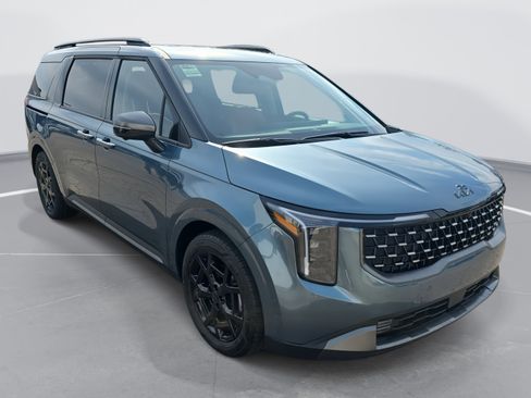 New 2026 Kia Carnival SX image 3