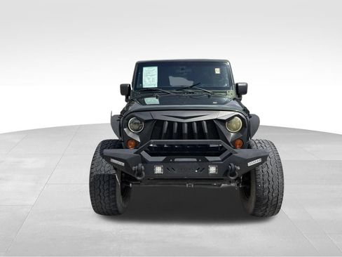 Used 2012 Jeep Wrangler Unlimited Sport AWD/4WD image 2