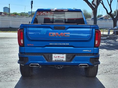 Used 2024 GMC Sierra 1500 AT4 w/ Technology Package AWD/4WD image 7