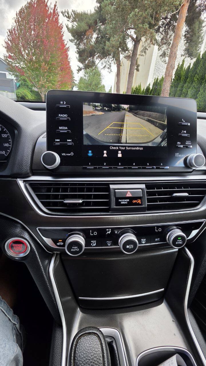 Used 2018 Honda Accord LX image 12
