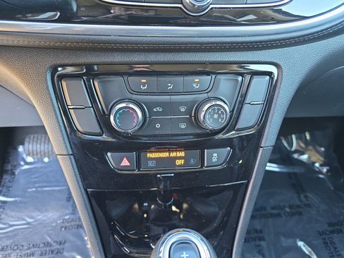 Used 2020 Buick Encore Preferred image 20