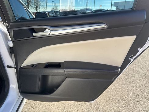 Used 2015 Ford Fusion Titanium image 20