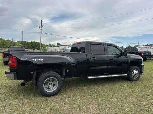 Used 2013 Chevrolet Silverado 3500 LTZ w/ LTZ Plus Package image 22