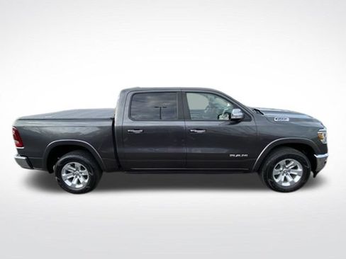 Used 2022 RAM 1500 Laramie AWD/4WD image 9