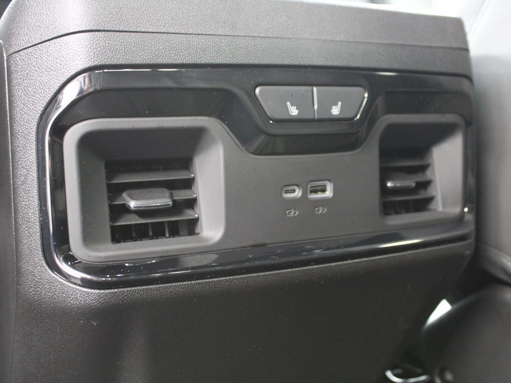 Used 2024 GMC Sierra 2500 AT4X AWD/4WD image 18