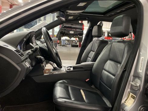 Used 2011 Mercedes-Benz C 300 4MATIC Sedan image 9
