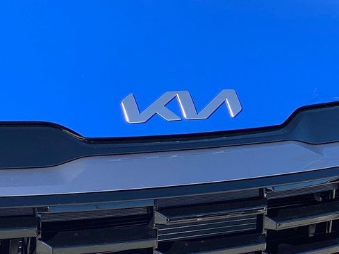 New 2026 Kia Sportage EX w/ EX Panorama Roof Package FWD image 10