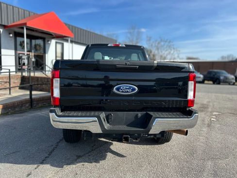 Used 2018 Ford F250 XL w/ Power Equipment Group image 9