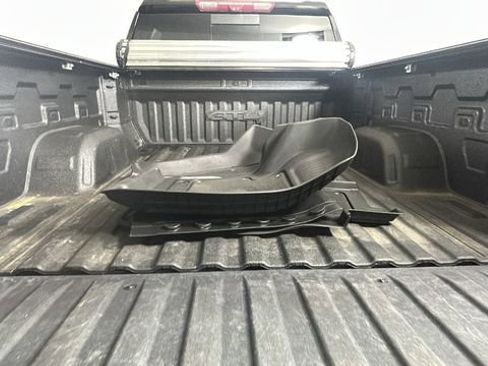 Used 2022 GMC Sierra 1500 AT4 w/ AT4 Premium Package AWD/4WD image 26