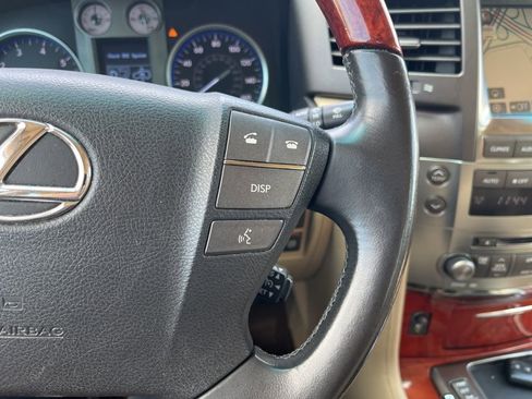 Used 2008 Lexus LX 570 4WD image 17