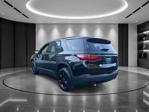 Used 2023 Chevrolet Traverse LT w/ Midnight/Sport Edition AWD/4WD image 4