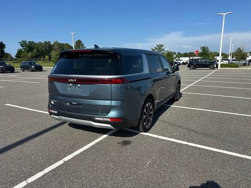 Certified 2024 Kia Carnival EX FWD image 7