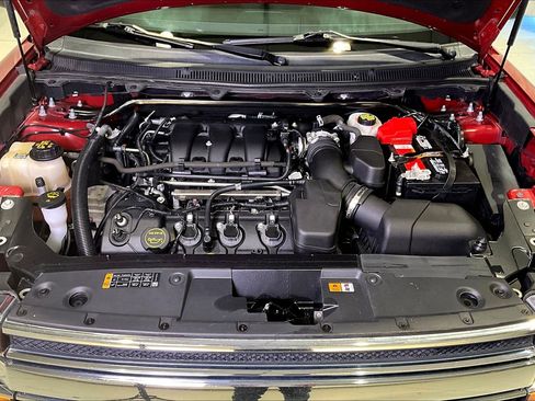 Used 2019 Ford Flex SEL image 31