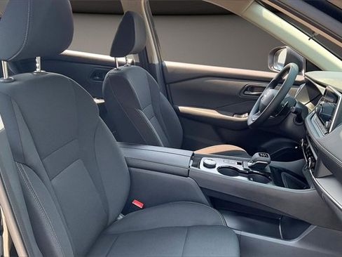 New 2026 Nissan Rogue S image 10