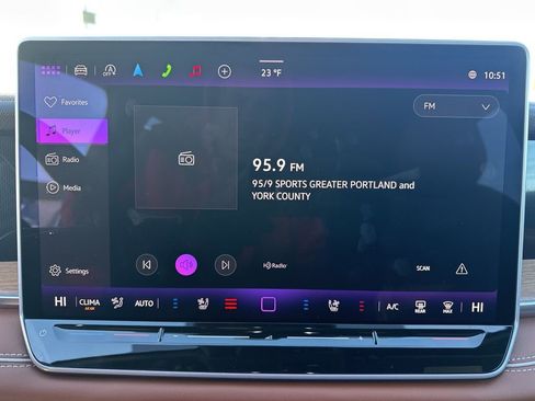 New 2026 Volkswagen Tiguan SEL R-Line image 17