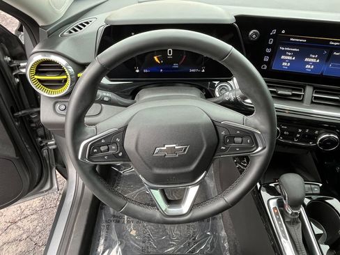 Certified 2024 Chevrolet Trax ACTIV w/ Sunroof Package image 12