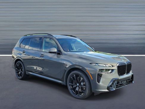 New 2027 BMW X7 xDrive40i w/ Executive Package AWD/4WD image 2