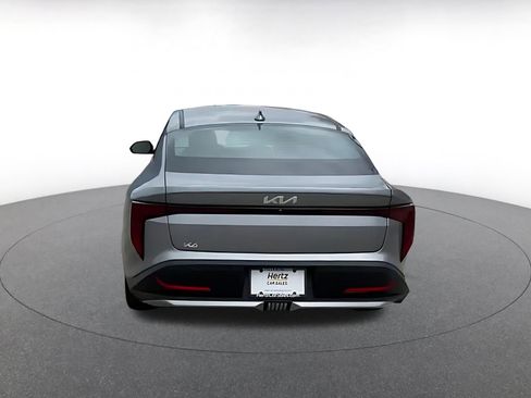 Used 2025 Kia K4 LXS image 12