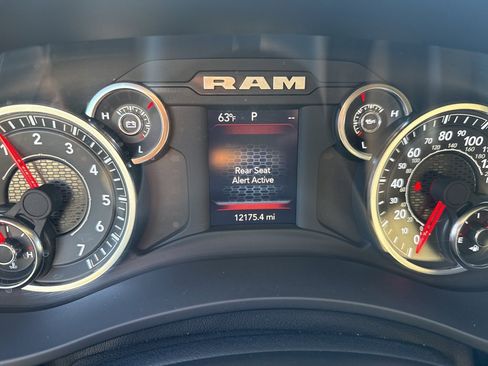 Certified 2024 RAM 2500 Big Horn w/ Sport Appearance Package image 19