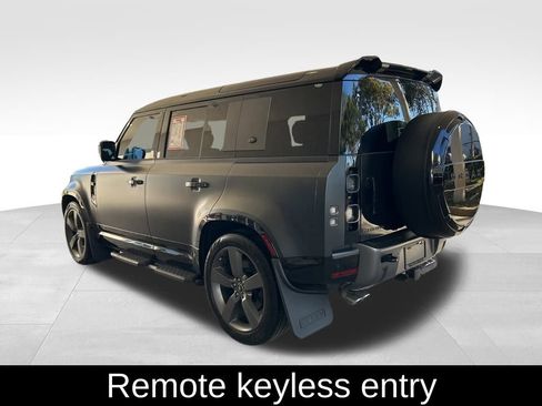 Used 2023 Land Rover Defender 110 Carpathian Edition image 4