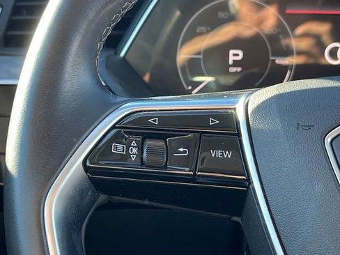 Used 2024 Audi Q8 e-tron Premium Plus w/ Premium Plus Package AWD/4WD image 15