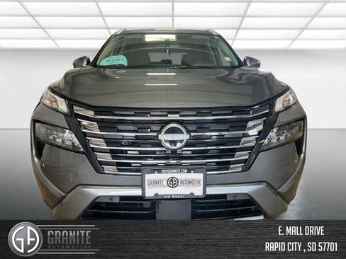 Used 2026 Nissan Rogue SL AWD/4WD image 8