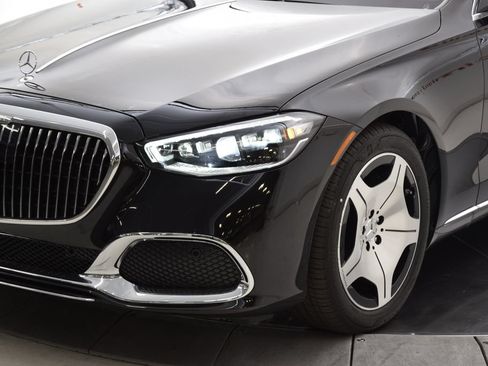 New 2026 Mercedes-Benz Maybach S 580 4MATIC image 11