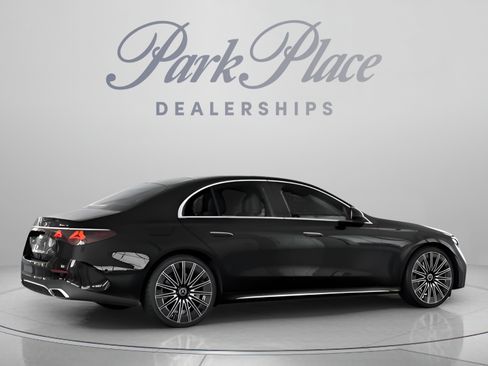New 2026 Mercedes-Benz E 450 4MATIC Sedan image 20