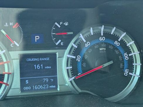 Used 2015 Toyota 4Runner Limited AWD/4WD image 9