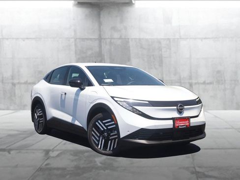 New 2026 Nissan Leaf SV+ w/ Floor Mat Package (SV+) FWD image 2