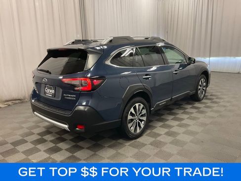 Used 2024 Subaru Outback Touring XT AWD/4WD image 3