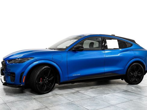 Certified 2025 Ford Mustang Mach-E GT AWD/4WD image 4