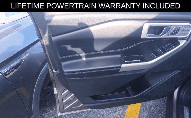 Used 2021 Ford Explorer Limited w/ Equipment Group 301A RWD image 3