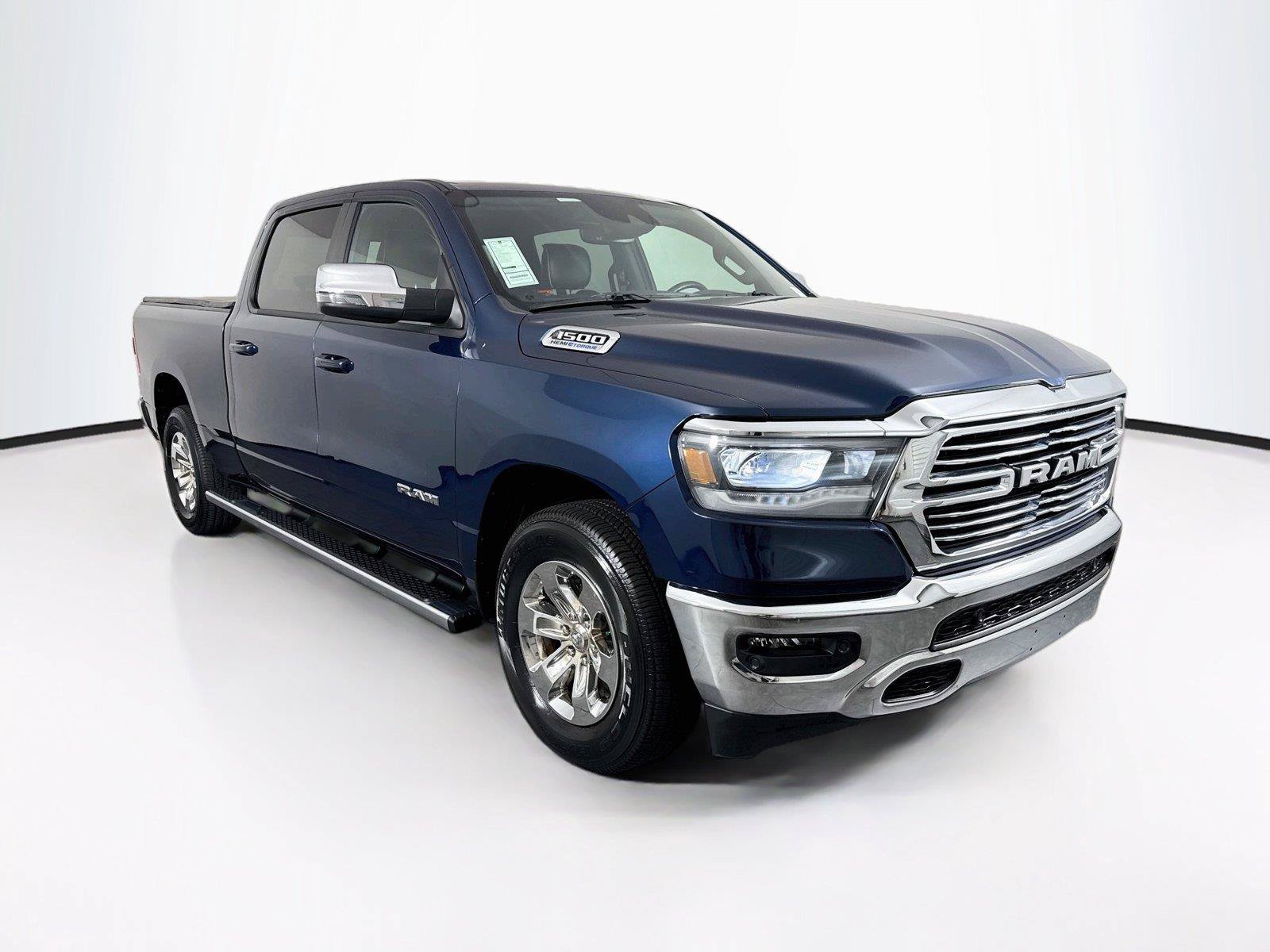 Used 2023 RAM 1500 Laramie AWD/4WD image 10