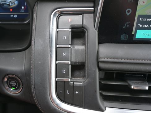 Used 2023 Chevrolet Tahoe High Country w/ Advanced Technology Package AWD/4WD image 17