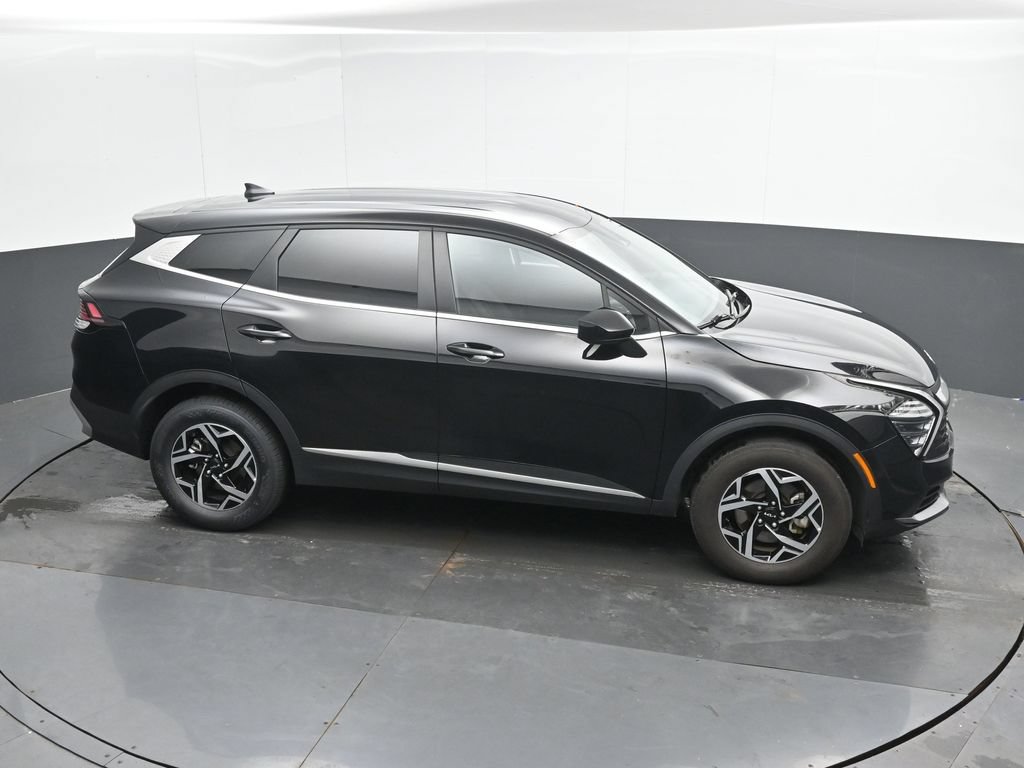 Used 2025 Kia Sportage LX AWD/4WD image 26