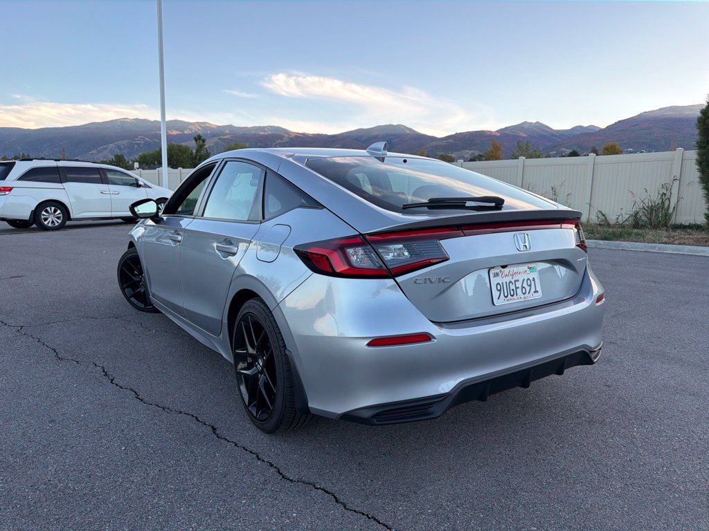 Used 2025 Honda Civic Sport image 8