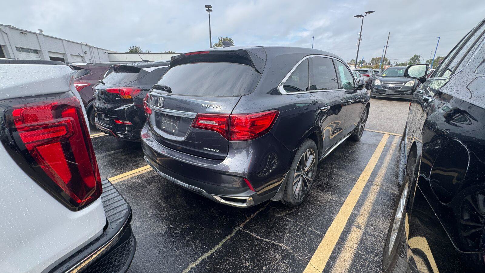 Used 2020 Acura MDX w/ Technology Package AWD/4WD image 12