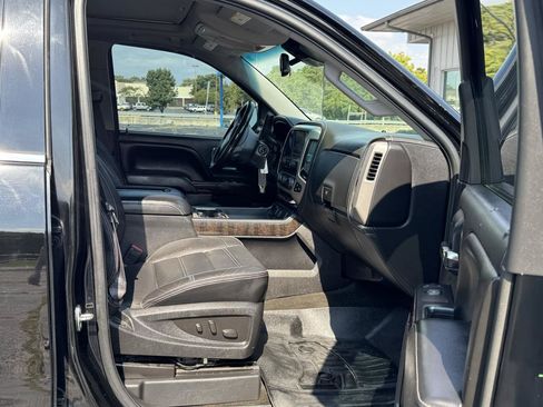 Used 2016 GMC Sierra 1500 Denali w/ Enhanced Driver Alert Package AWD/4WD image 14