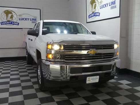 Used 2017 Chevrolet Silverado 2500 W/T RWD image 5