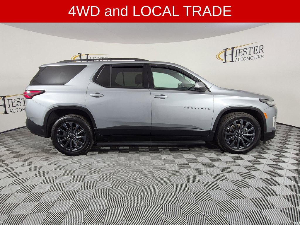Used 2023 Chevrolet Traverse RS AWD/4WD image 3
