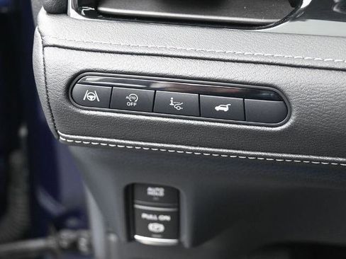 Certified 2025 INFINITI QX80 Sensory image 30