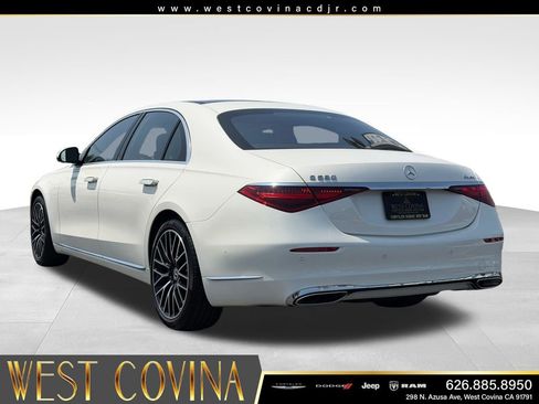 Used 2022 Mercedes-Benz S 580 4MATIC Sedan w/ 3D Technology Package image 6