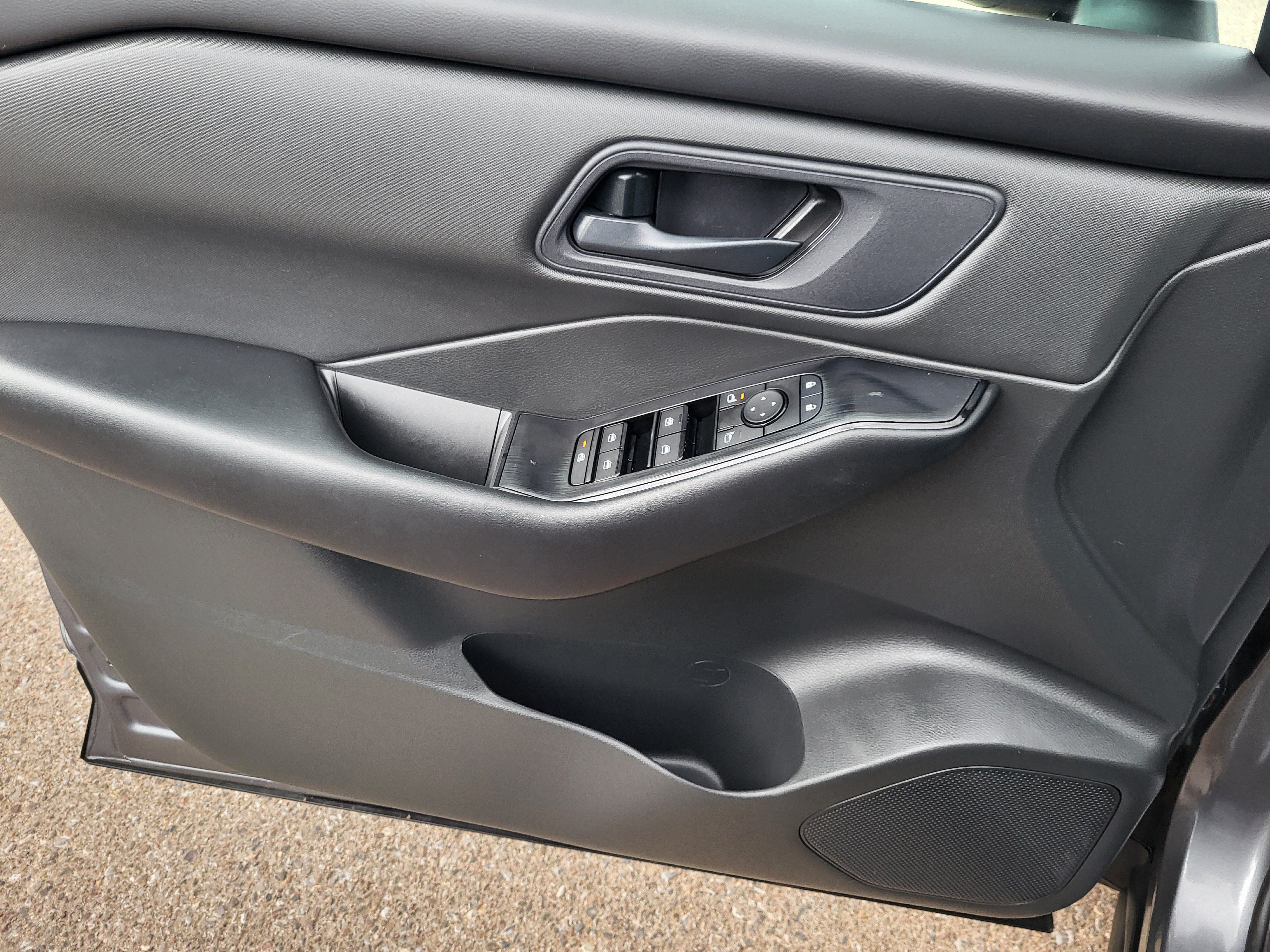 Certified 2025 Nissan Rogue S AWD/4WD image 21