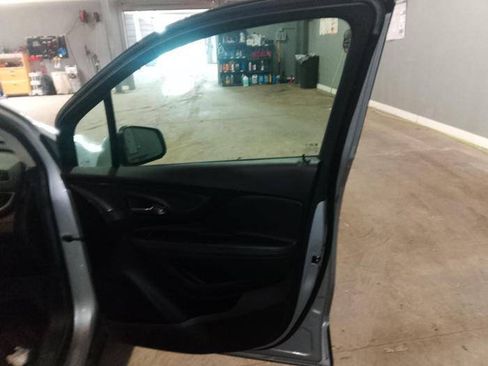 Used 2017 Buick Encore Preferred AWD/4WD image 31