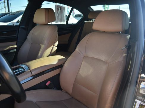 Used 2015 BMW 740i 740i Sedan 4D image 9