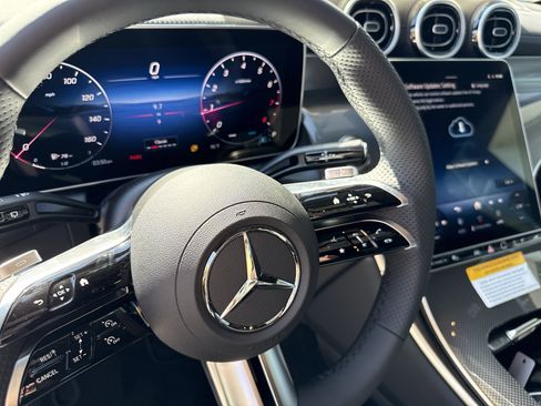 New 2026 Mercedes-Benz GLC 300 image 8