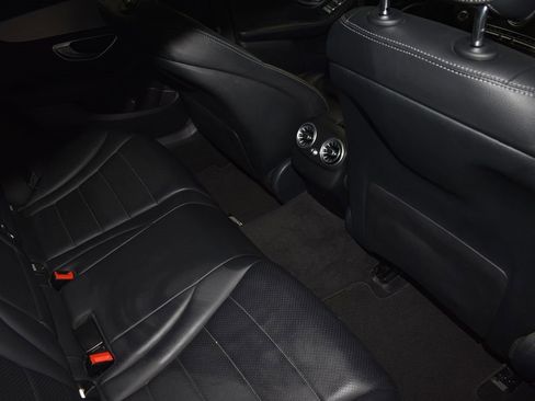 Used 2019 Mercedes-Benz C 300 Sedan image 19