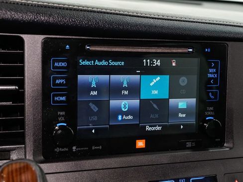 Used 2017 Toyota Sienna Limited Premium w/ Outdoor Package image 21